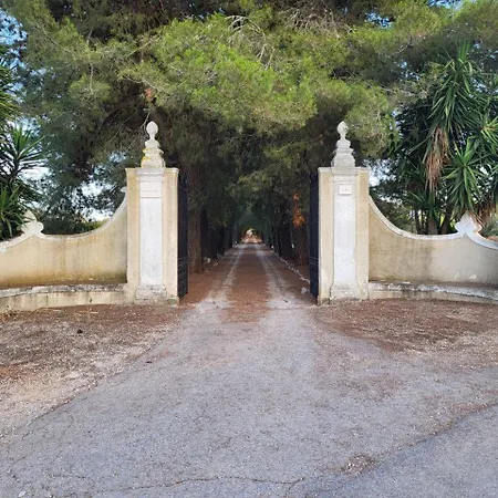 Manfridi - 10 Minuti Da Polignano E *